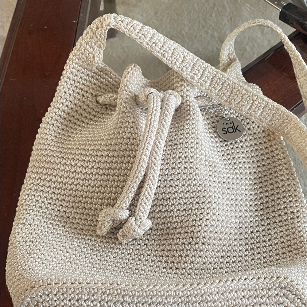 The Sak Beige vintage Crochet Bucket bag